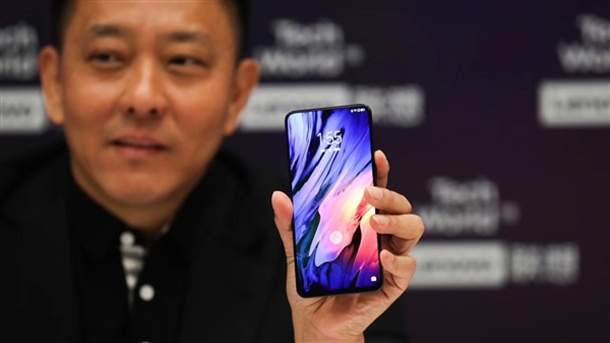 Lenovo Z5 Pro има безрамков дисплей и може да бъде анонсиран на 1 октомври
