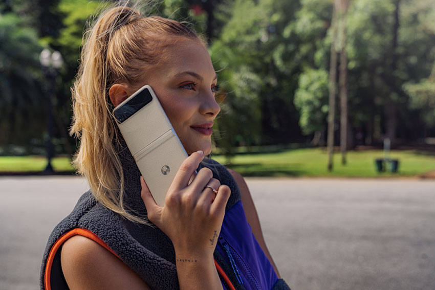 Motorola Razr 40 и Razr 40 Ultra с до 150 лева отстъпка от Vivacom
