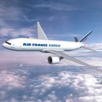 Нови надежди за мобилните услуги в самолетите