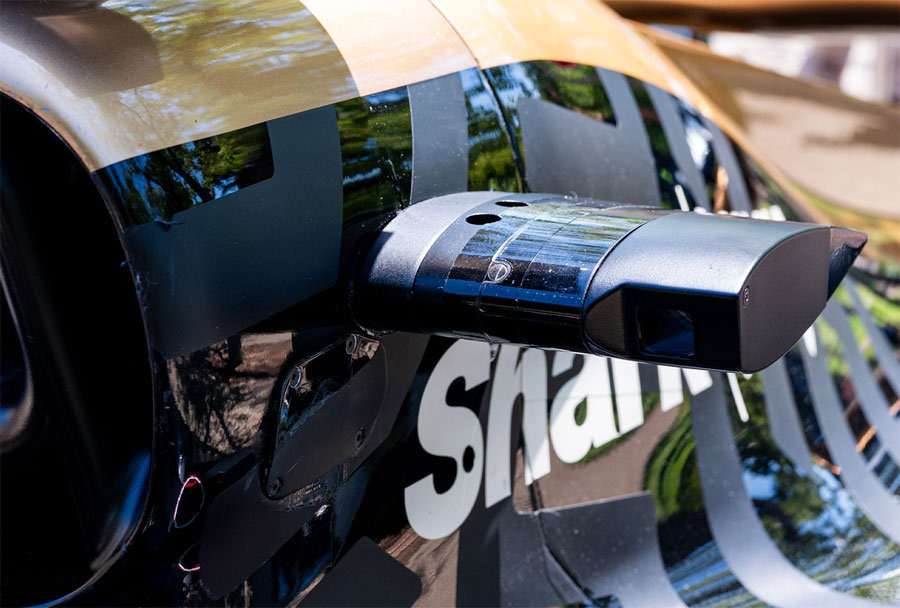 Apple е ползвала части от iPhone, за да създаде камера за филма F1