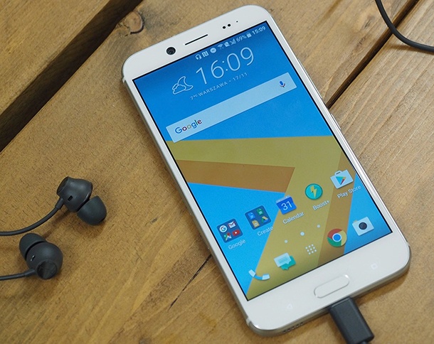 HTC 10 evo e международната версия на модела Bolt