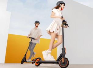 Xiaomi Electric Scooter 4 Go е с максимална скорост 20 км/ч