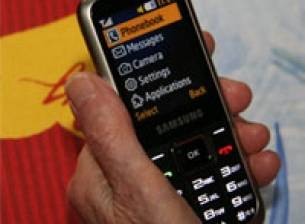 Samsung C3060R - телефон за възрастни