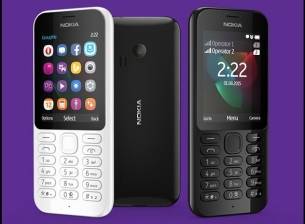 Nokia 222 е евтин и осигурява достъп до интернет