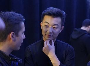 Карл Пей създава компания за звукови продукти