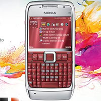 E71 в черно и червено вече в сайта на Nokia