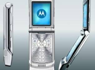 Още телефони в линията RAZR