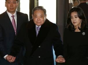 Директор на Samsung призовава към фокус върху софтуера