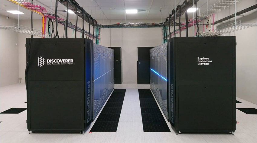 Новият български суперкомпютър е вече сглобен