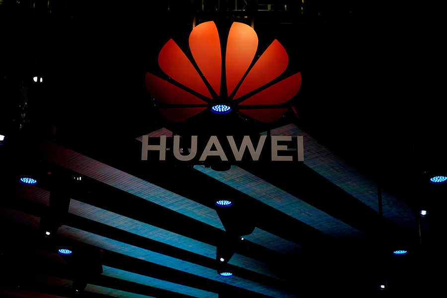 Huawei с 13.1% ръст на приходите за полугодието