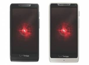 Motorola RAZR M разполага с 4,3