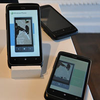 HTC 7 Trophy пред камера