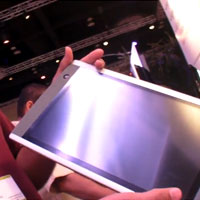 Apple къса връзки с фирма, проектираща таблети