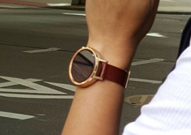 Motorola вече тества новата версия на Moto 360 в Чикаго