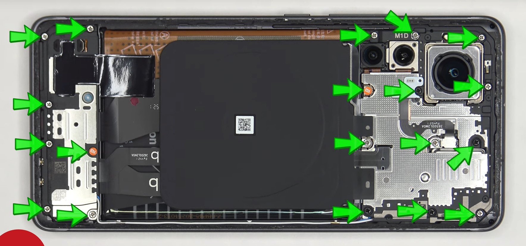 Ново видео показва Xiaomi 12 Pro отвътре