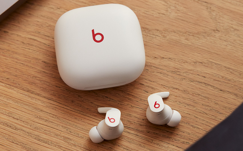 Слушалките Beats Fit Pro най-сетне идват в Европа 