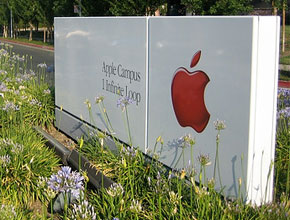 Комисия проверява патентната сделка между Apple и Nokia