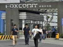 Служител на Foxconn откраднал над 5700 броя iPhone