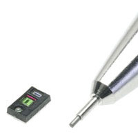 Нов комбиниран сензор за близост и осветеност от Sharp