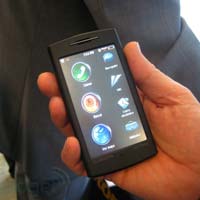 Още няколко снимки на Garmin nuvifone