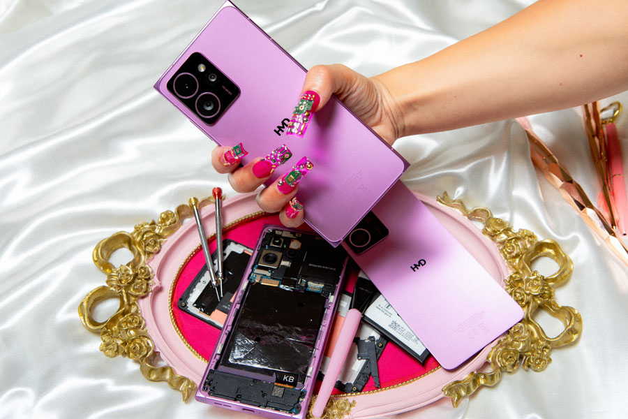 Това са смартфоните с Android поддържащи Qi2