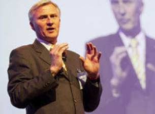 Анси Ваньоки: Nokia се готви да отвърне на конкурентите