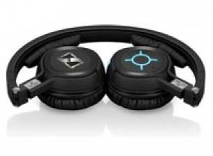 Sennheiser PXC 310 работи с кабел или с Bluetooth