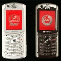 Motorola с три нови 3G телефона