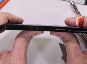 Ето как се справя iPhone 16e при тестове за издръжливост