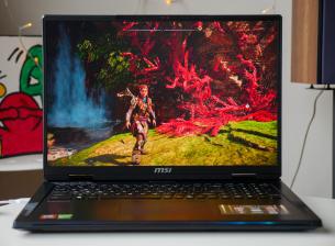 РЕВЮ: MSI Raider A18 HX A9WIG впечатлява с мощност и дисплей