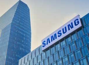 Samsung предупреди за спад в приходите през първото тримесечие