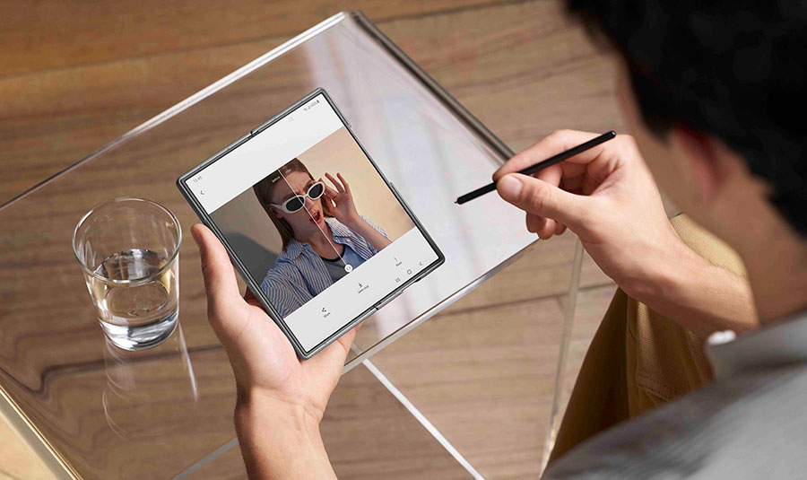 AI и възможности за креативност в Samsung Galaxy Z Fold6