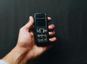 Помните ли тази мелодийка от старите телефони Nokia (Groovy Blue)?