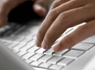 Продажбите на компютри бележат най-сериозен спад през 2013 г.