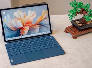 РЕВЮ: Lenovo YOGA Tab Plus е таблет с AI и полезни аксесоари
