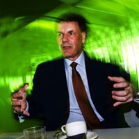 Nokia иска да върне позициите си с евтини смартфони