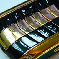 Телефон Vertu за народа