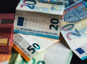 ЕС засилва борбата с измамите при плащания и увеличава прозрачността