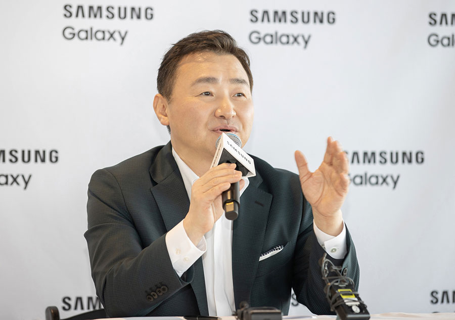 Samsung работи върху добавянето на прахоустойчивост за сгъваемите си модели