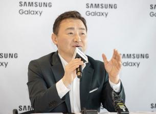 Samsung работи върху добавянето на прахоустойчивост за сгъваемите си модели
