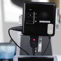 Мобилен проектор от Samsung