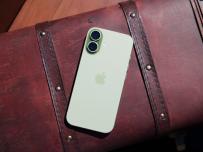 РЕВЮ: iPhone 17 се препоръчва лесно