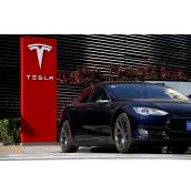 Tesla вече има фирма в България. Кога ще започне да продава автомобили?