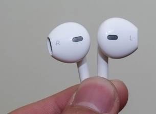 Apple може би подготвя и нов модел слушалки. Вижте снимки