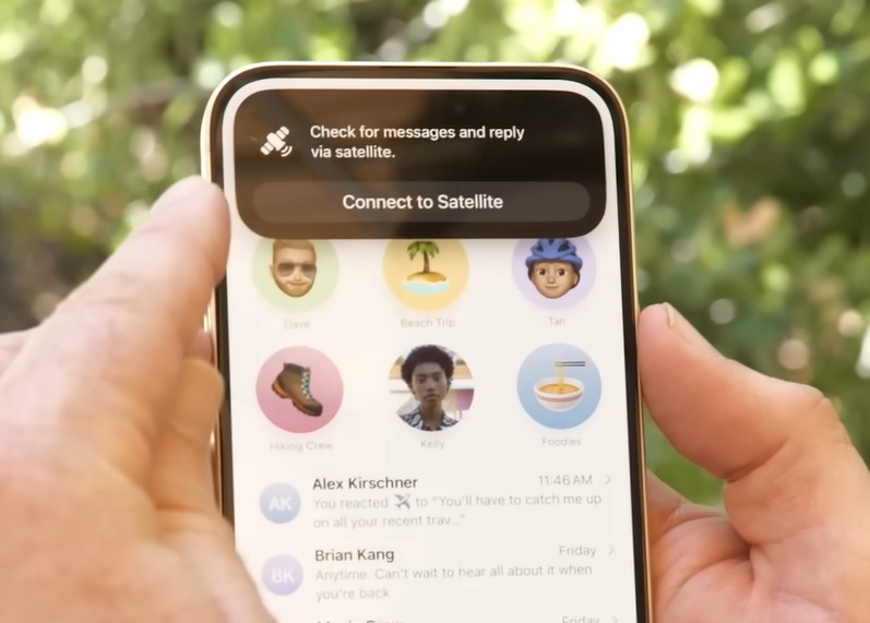 Apple разкри как ще работи новата функционалност Messages via Satellite