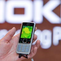 Nokia очаква спад на мобилния пазар