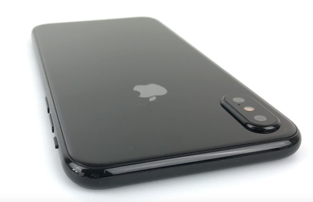 Ново видео показва в детайли макет на iPhone 8