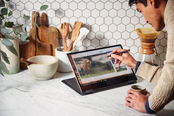 Windows 10 Fall Creators Update ще излезе на 17 октомври