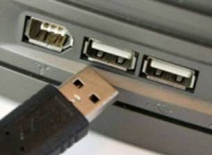 Недостатък на USB технологията позволява кражбата на данни