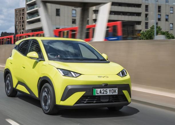 Новите електромобили във Великобритания вече са по-евтини от бензиновите
